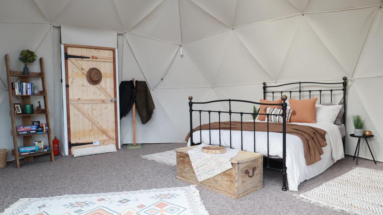 Hotel Luxury Dome With Private Wood-Fired Hot Tub Oxford Esterno foto
