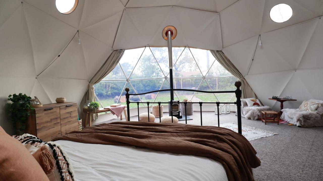 Hotel Luxury Dome With Private Wood-Fired Hot Tub Oxford Esterno foto