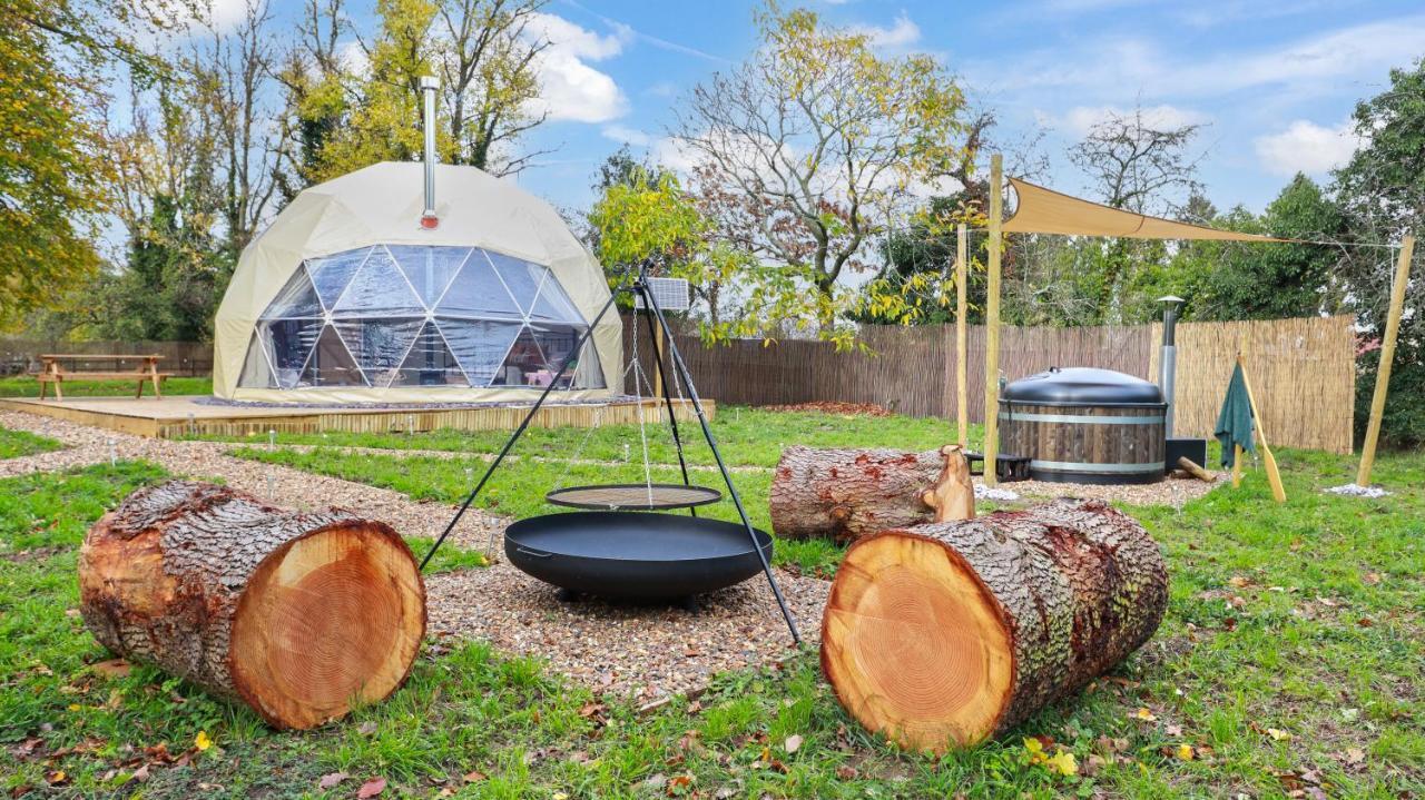 Hotel Luxury Dome With Private Wood-Fired Hot Tub Oxford Esterno foto